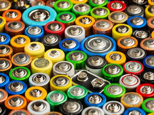 Pilha recarregável: entenda como funciona e escolha a melhor opção para o seu projeto